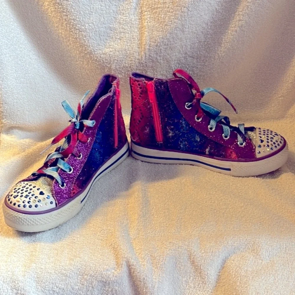 Skechers girls Twinkle Toes high tops in size 3